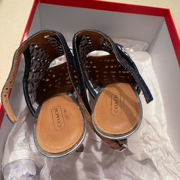 Coach sandals/heels 8.5 - Picture 5 of 7